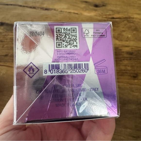 NEW SEALED Versace Woman EDP ~ 50 ml / 1.7 oz - Picture 8 of 8